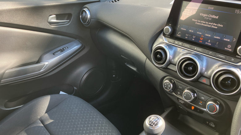 Nissan Juke 1.0 DiG-T 114 Acenta 5dr Petrol Hatchback